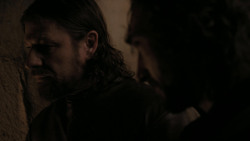 extant_GameOfThrones_1x01-WinterIsComing_4085