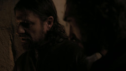 extant_GameOfThrones_1x01-WinterIsComing_4086