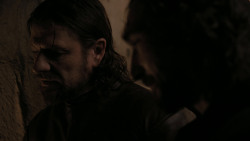extant_GameOfThrones_1x01-WinterIsComing_4089