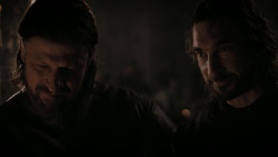 extant_GameOfThrones_1x01-WinterIsComing_4111