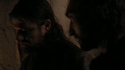 extant_GameOfThrones_1x01-WinterIsComing_4116