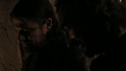 extant_GameOfThrones_1x01-WinterIsComing_4120