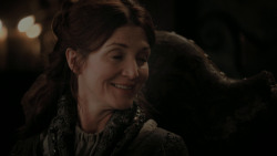 extant_GameOfThrones_1x01-WinterIsComing_4159