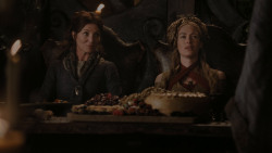 extant_GameOfThrones_1x01-WinterIsComing_4174