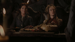 extant_GameOfThrones_1x01-WinterIsComing_4188