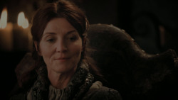 extant_GameOfThrones_1x01-WinterIsComing_4203