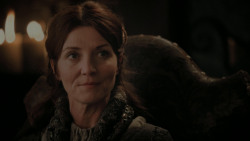 extant_GameOfThrones_1x01-WinterIsComing_4205