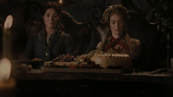 extant_GameOfThrones_1x01-WinterIsComing_4232