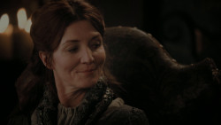 extant_GameOfThrones_1x01-WinterIsComing_4237