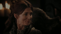 extant_GameOfThrones_1x01-WinterIsComing_4240