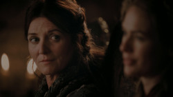 extant_GameOfThrones_1x01-WinterIsComing_4250
