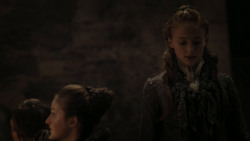 extant_GameOfThrones_1x01-WinterIsComing_4256