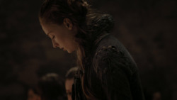 extant_GameOfThrones_1x01-WinterIsComing_4260