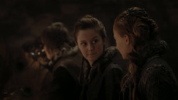 extant_GameOfThrones_1x01-WinterIsComing_4267
