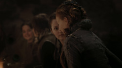 extant_GameOfThrones_1x01-WinterIsComing_4274