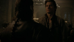 extant_GameOfThrones_1x01-WinterIsComing_4279