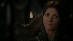 extant_GameOfThrones_1x01-WinterIsComing_4354