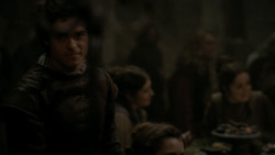 extant_GameOfThrones_1x01-WinterIsComing_4370