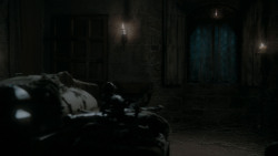 extant_GameOfThrones_1x01-WinterIsComing_4384