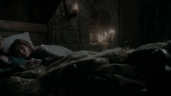 extant_GameOfThrones_1x01-WinterIsComing_4394
