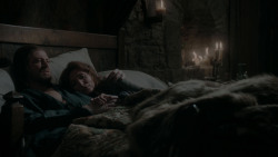 extant_GameOfThrones_1x01-WinterIsComing_4402