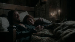 extant_GameOfThrones_1x01-WinterIsComing_4420