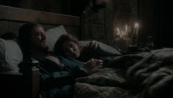 extant_GameOfThrones_1x01-WinterIsComing_4421