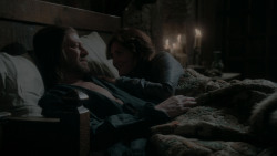 extant_GameOfThrones_1x01-WinterIsComing_4433