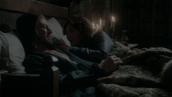 extant_GameOfThrones_1x01-WinterIsComing_4438