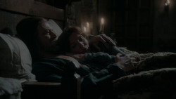 extant_GameOfThrones_1x01-WinterIsComing_4452