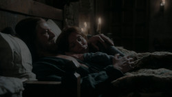 extant_GameOfThrones_1x01-WinterIsComing_4453