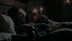 extant_GameOfThrones_1x01-WinterIsComing_4455