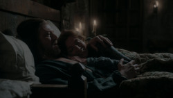 extant_GameOfThrones_1x01-WinterIsComing_4461