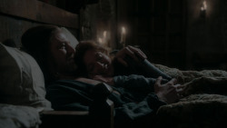 extant_GameOfThrones_1x01-WinterIsComing_4462