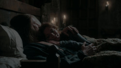 extant_GameOfThrones_1x01-WinterIsComing_4466