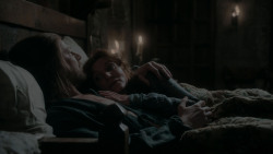 extant_GameOfThrones_1x01-WinterIsComing_4475