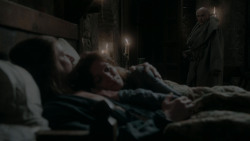extant_GameOfThrones_1x01-WinterIsComing_4482