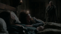 extant_GameOfThrones_1x01-WinterIsComing_4492