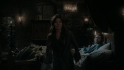 extant_GameOfThrones_1x01-WinterIsComing_4499