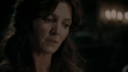extant_GameOfThrones_1x01-WinterIsComing_4522