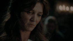 extant_GameOfThrones_1x01-WinterIsComing_4529