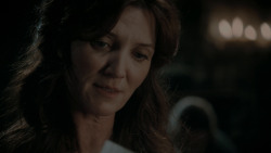 extant_GameOfThrones_1x01-WinterIsComing_4530