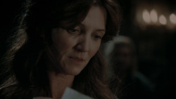 extant_GameOfThrones_1x01-WinterIsComing_4533