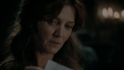 extant_GameOfThrones_1x01-WinterIsComing_4536