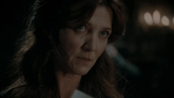 extant_GameOfThrones_1x01-WinterIsComing_4538