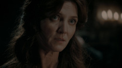 extant_GameOfThrones_1x01-WinterIsComing_4541