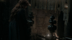 extant_GameOfThrones_1x01-WinterIsComing_4547