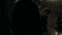 extant_GameOfThrones_1x01-WinterIsComing_4551
