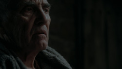 extant_GameOfThrones_1x01-WinterIsComing_4555