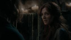 extant_GameOfThrones_1x01-WinterIsComing_4565